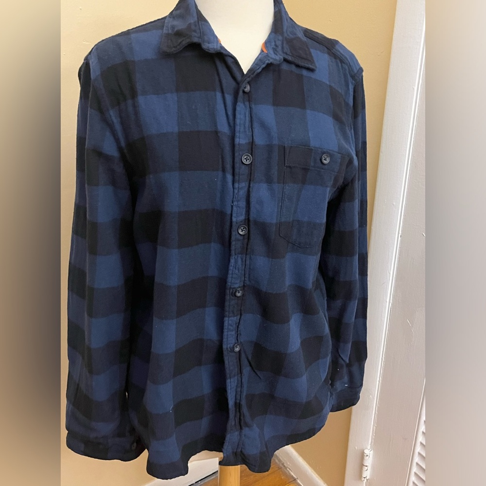 Denim & Flower men’s button down long sleeve shirt. Size L